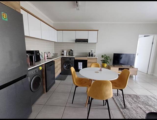 1 BEDROOM APARTMENT FOR SALE IN WATERFALL